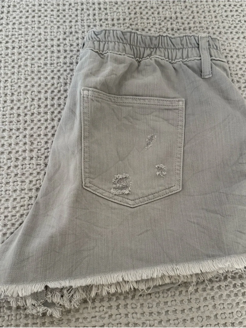 aerie Gray Distressed Denim Jean Shorts Women’s Size L